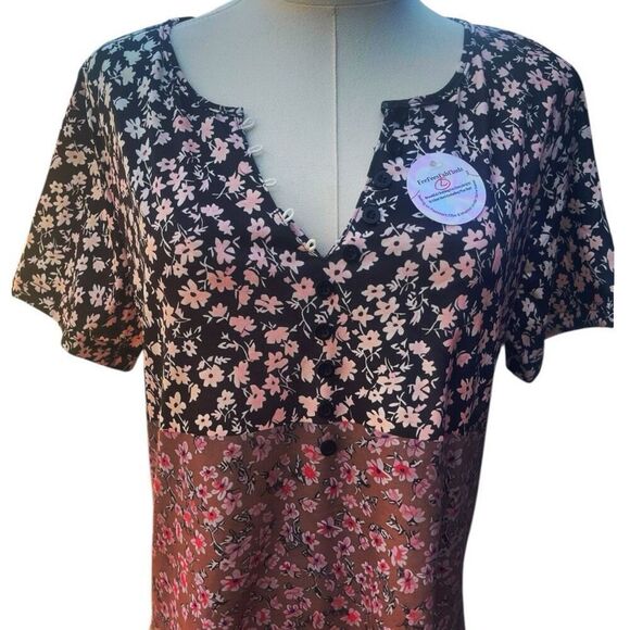 FFF Purple Colorblock Floral Top Size Large NWT - Picture 2 of 4